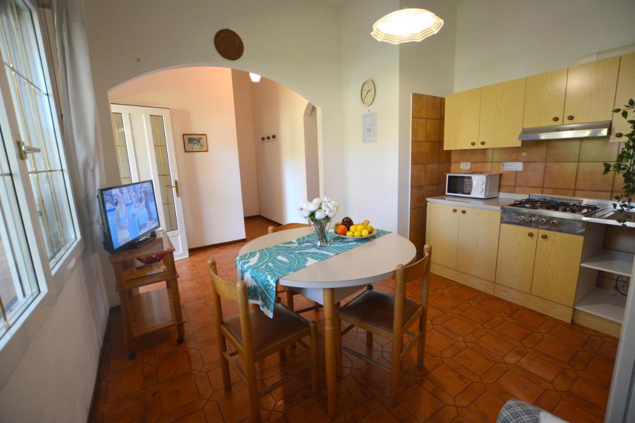 Villa A Lignano Con 2 Camere E Giardino 리그나노 사비아도로 외부 사진